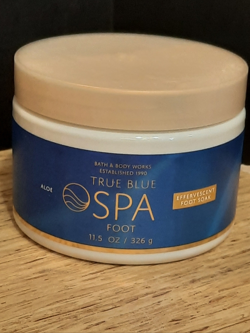 "TRUE BLUE SPA"